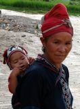 Red Dau mother and child